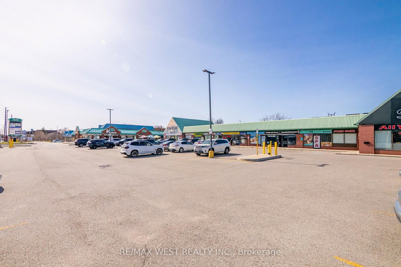 1B - 1102 Centre St, Vaughan, L4J 3M8 | Image 2