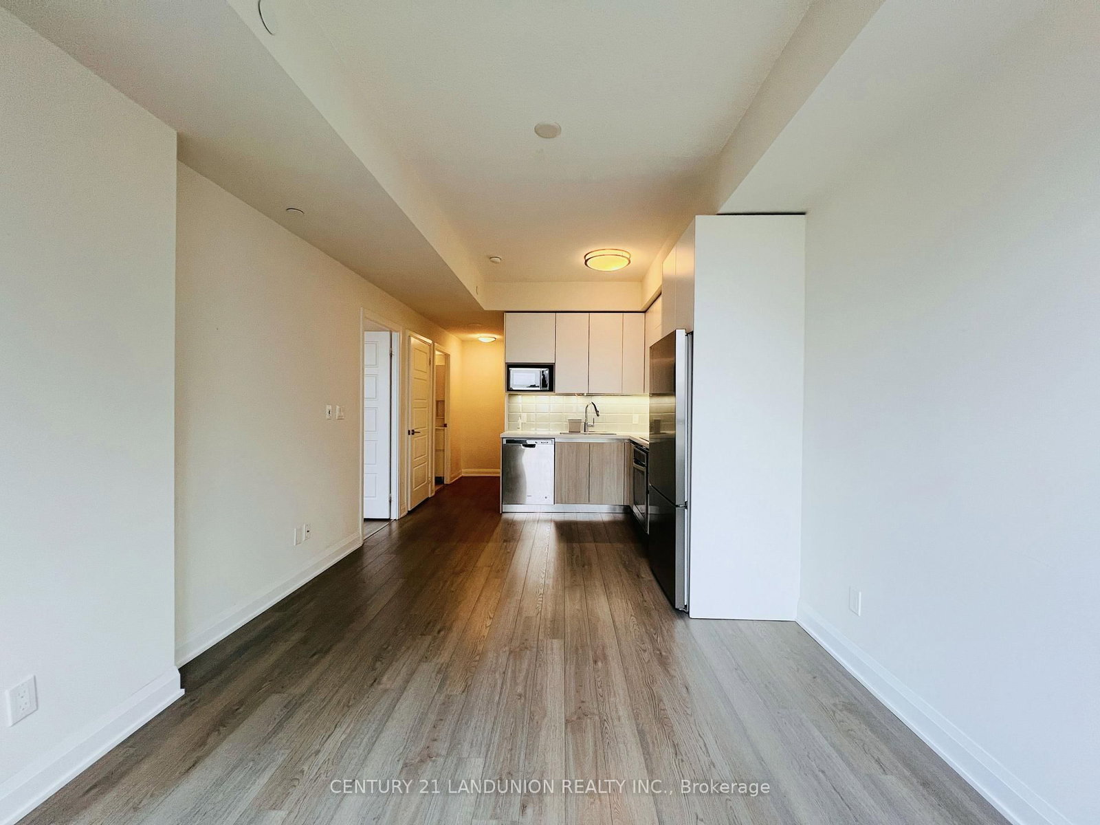 15 Water Walk Drive, Unit 605 - Photo 8