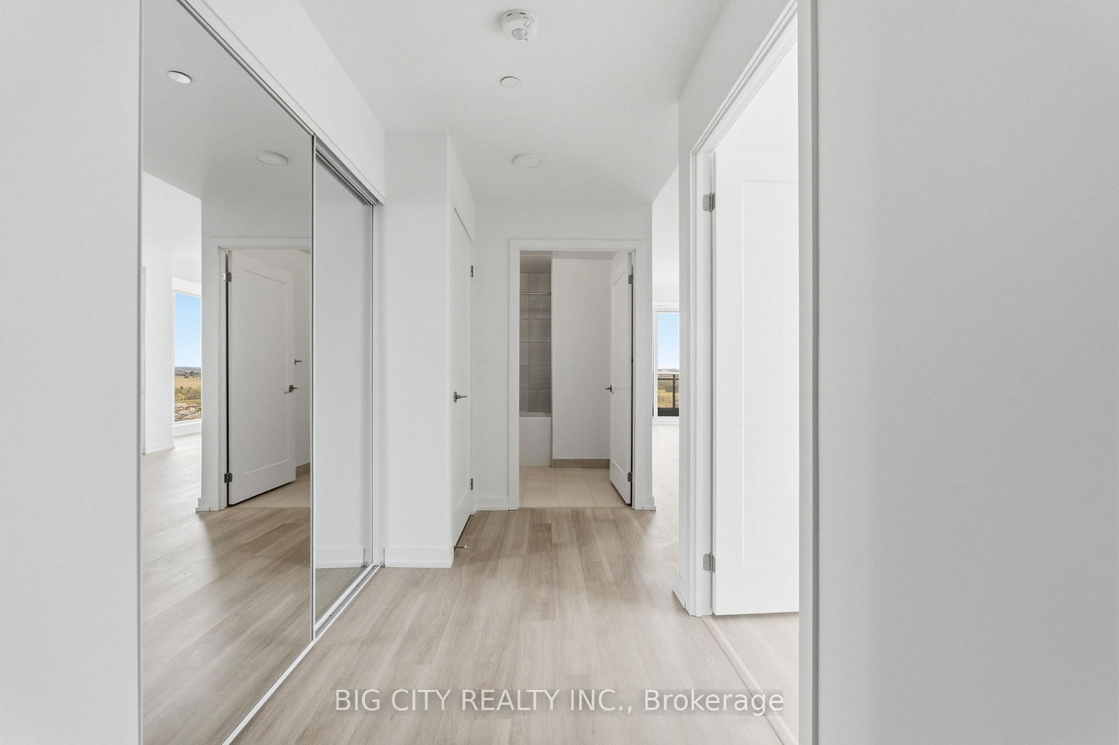 9751 Markham Road, Unit 2203 - Photo 18