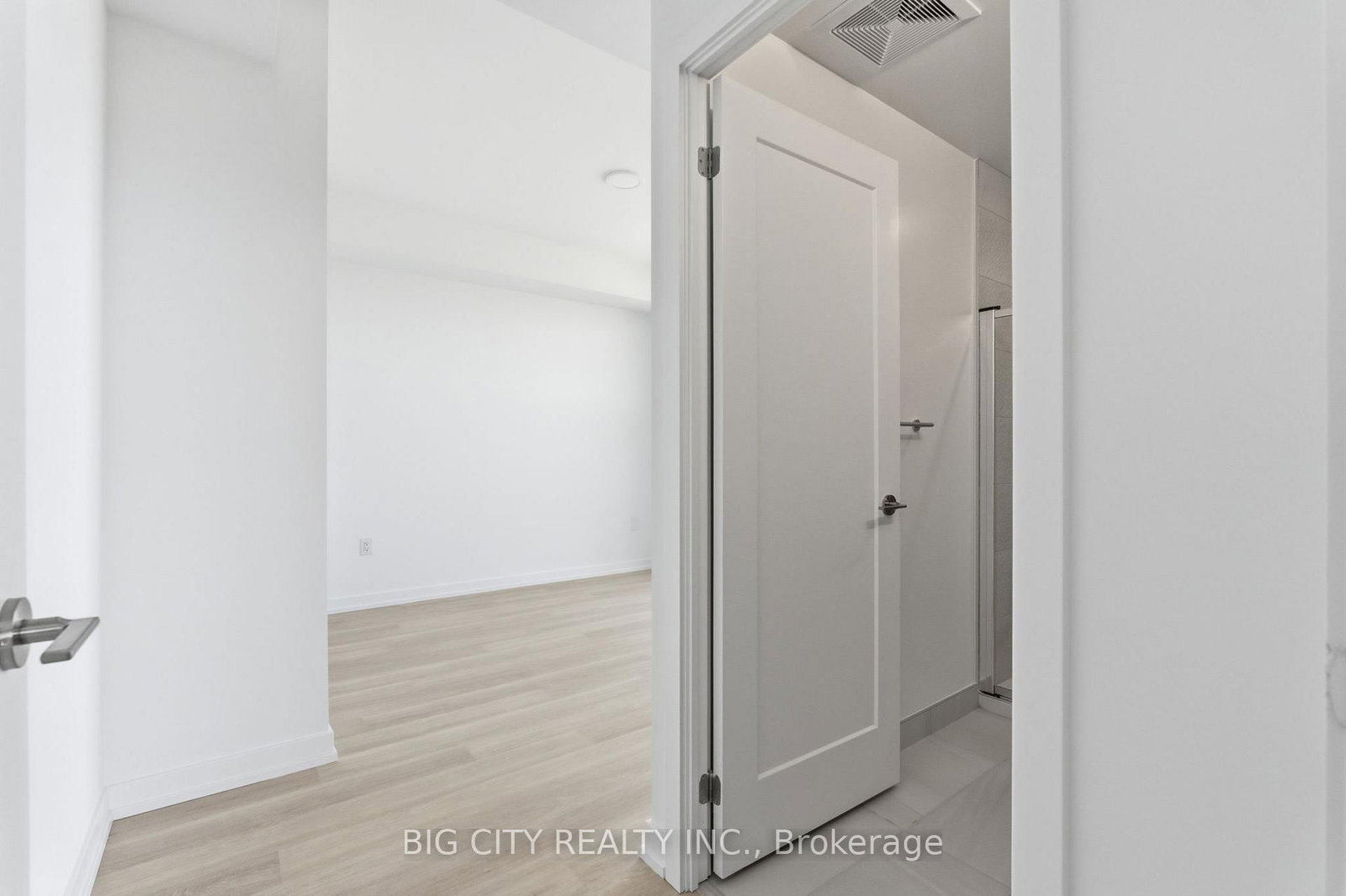 9751 Markham Road, Unit 2203 - Photo 7