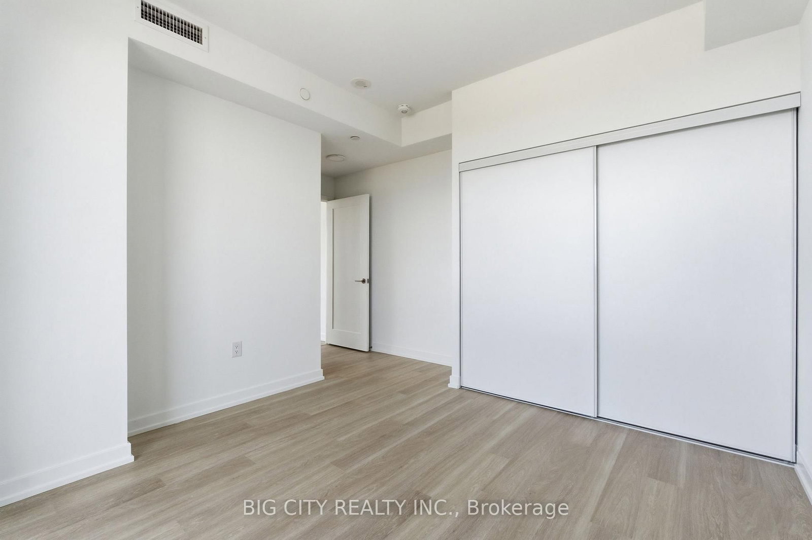 9751 Markham Road, Unit 2203 - Photo 9