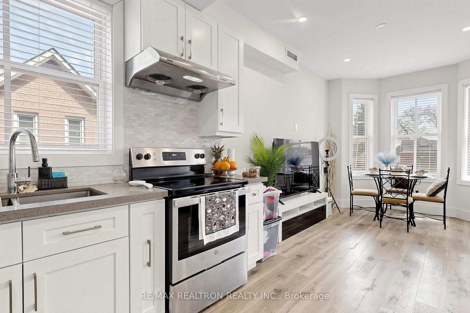 352 Main Street N - Photo 13