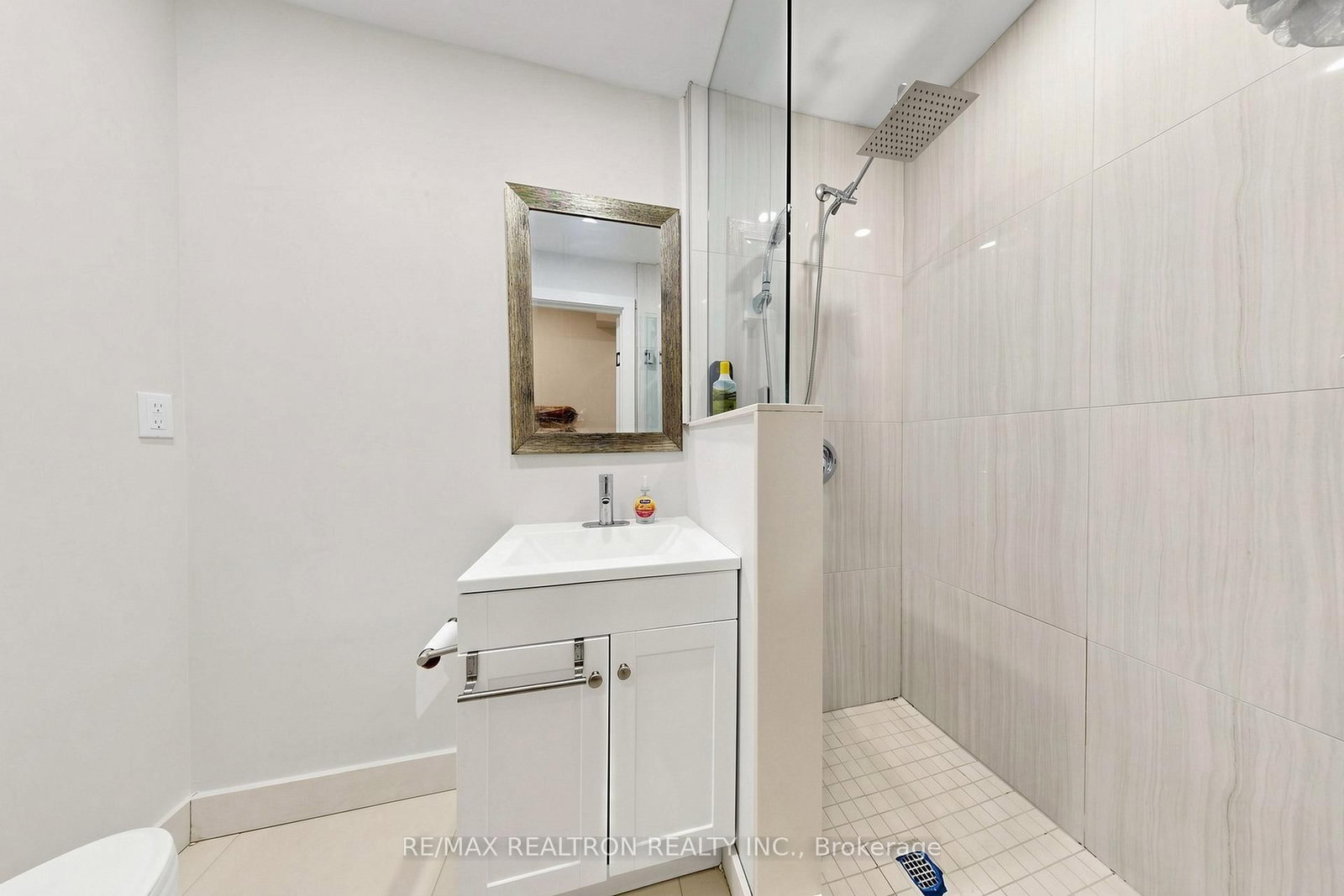 352 Main Street N - Photo 37