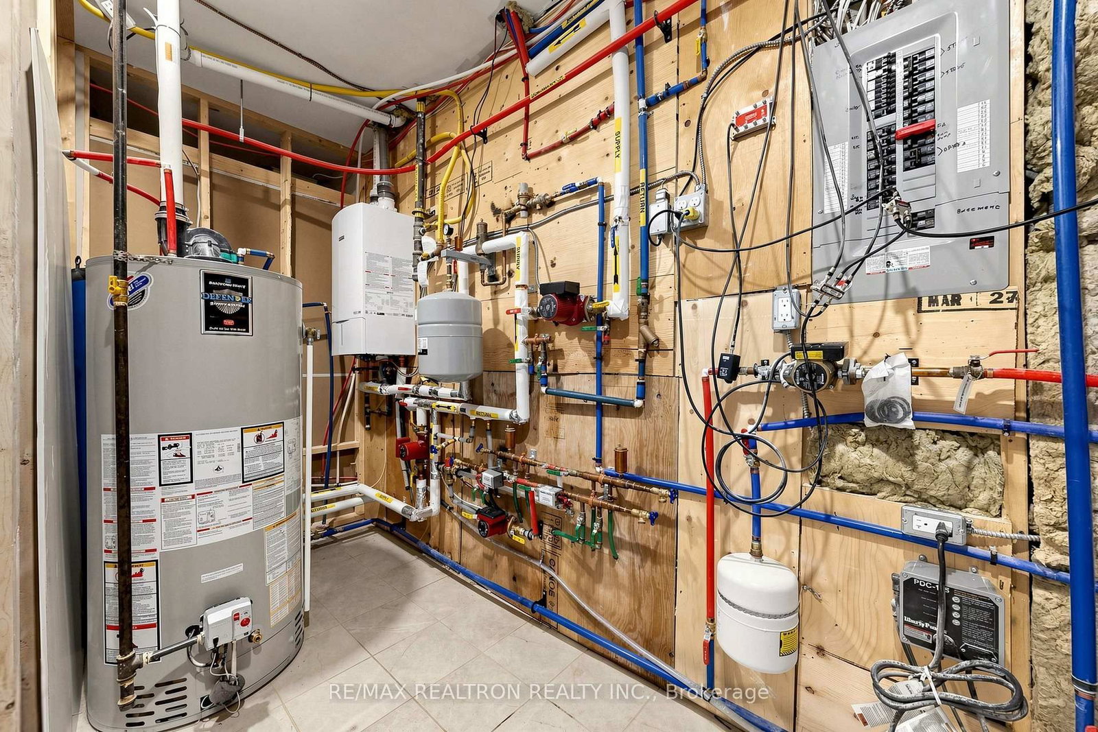 352 Main Street N - Photo 39