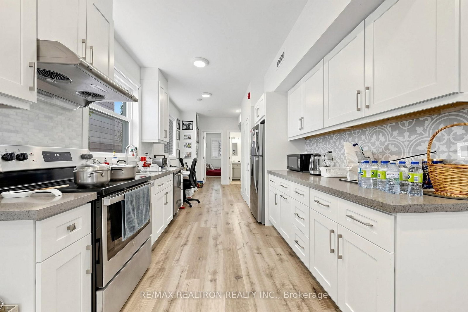 352 Main Street N - Photo 6