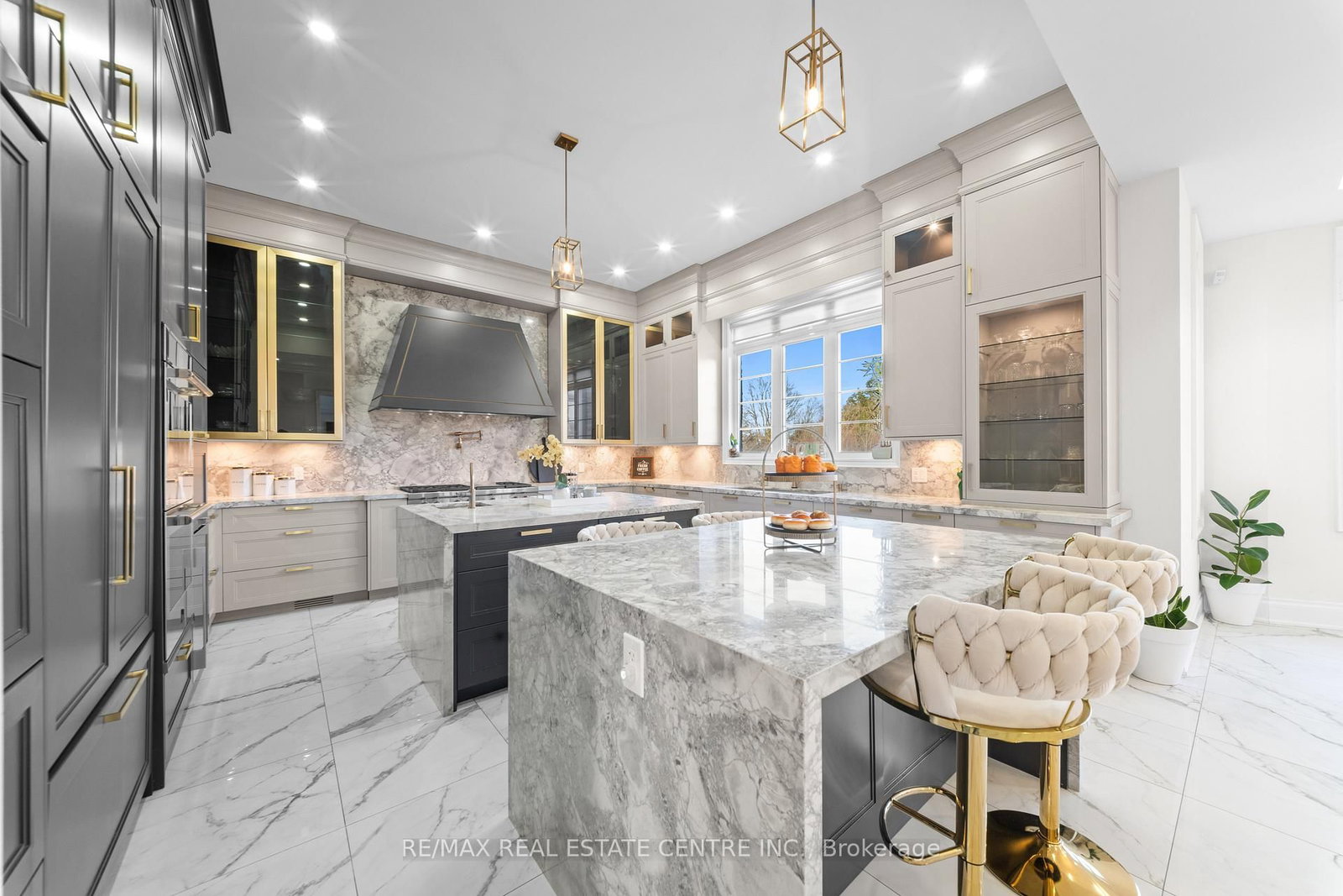 67 Rolling Green Court - Photo 9