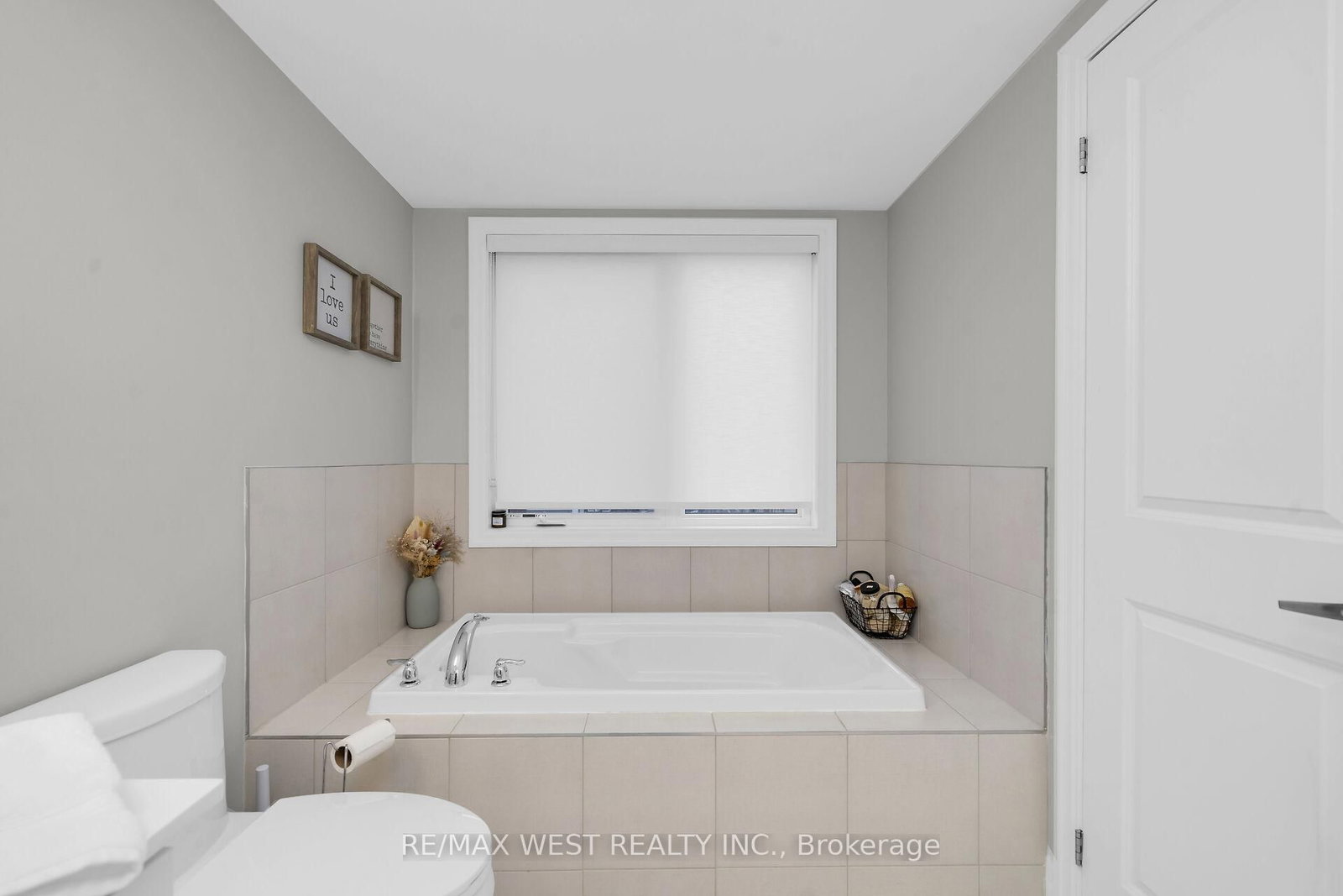 8208 Pine Valley Drive - Photo 27