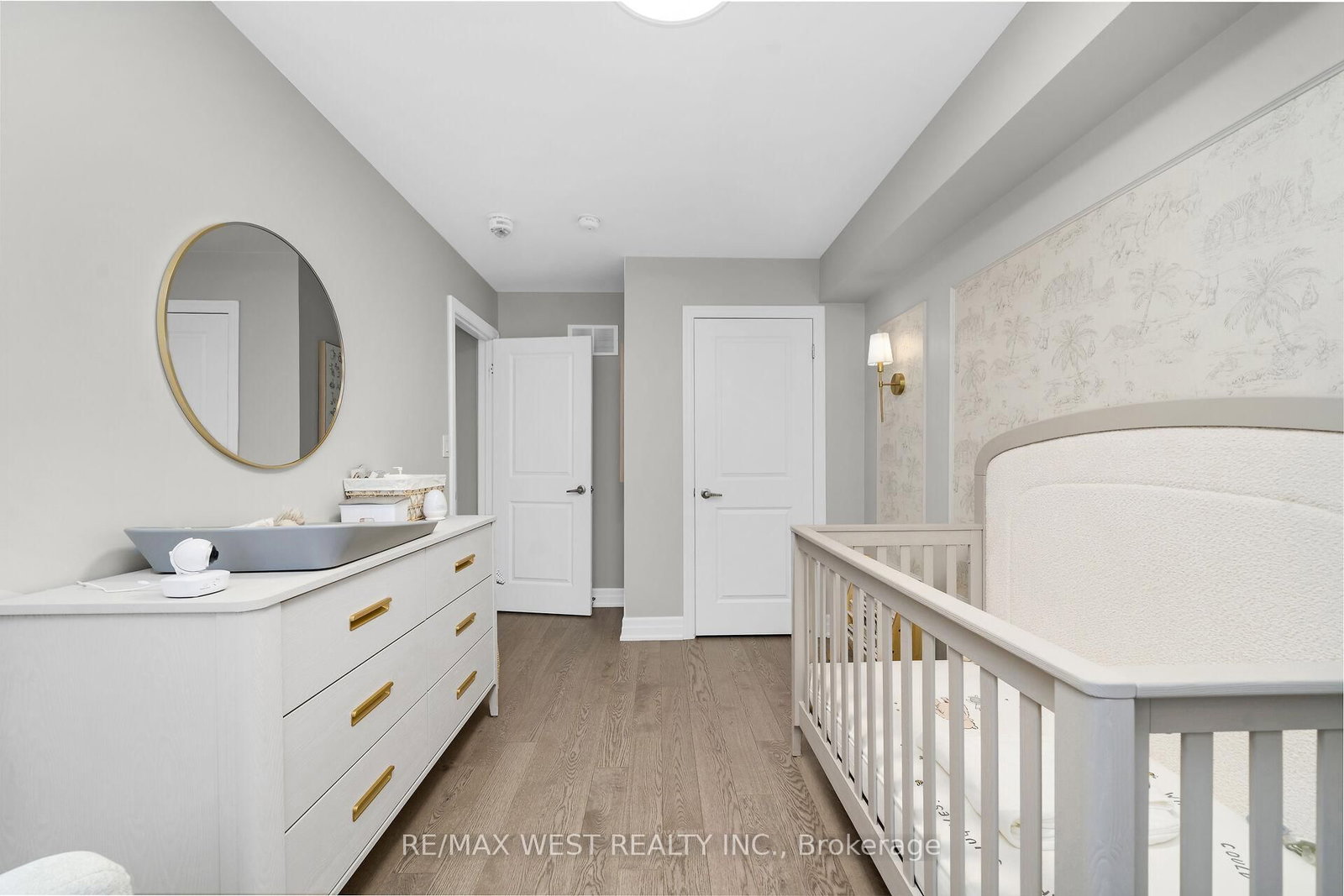 8208 Pine Valley Drive - Photo 32