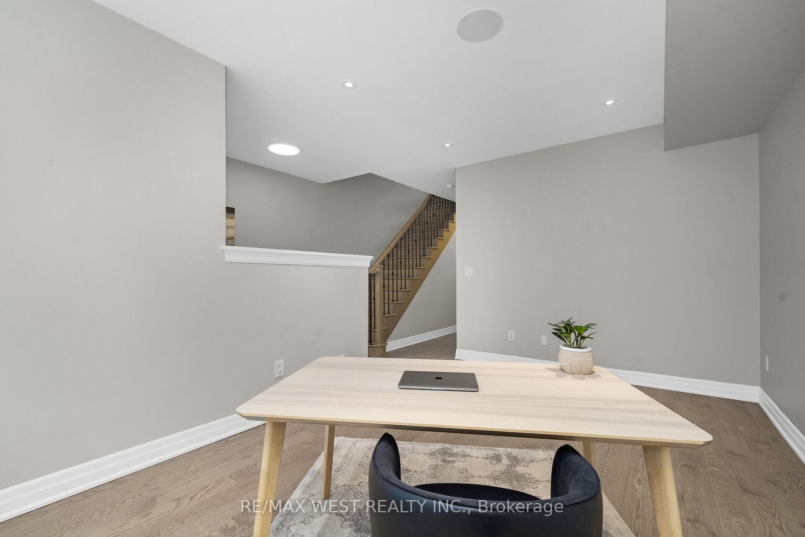 8208 Pine Valley Drive - Photo 6