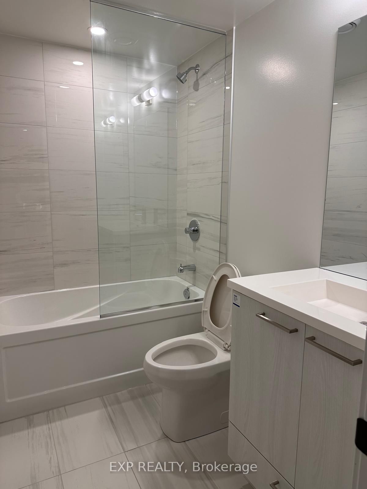 195 Commerce Street, Unit 708 - Photo 14