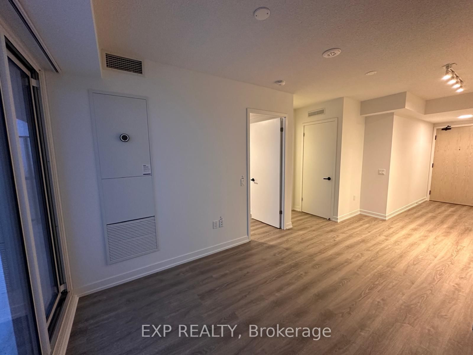 195 Commerce Street, Unit 708 - Photo 18