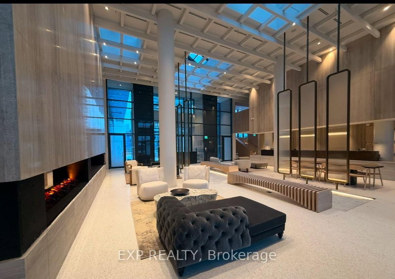 708 - 195 Commerce St, Vaughan, L4K 5Z7 | Image 2