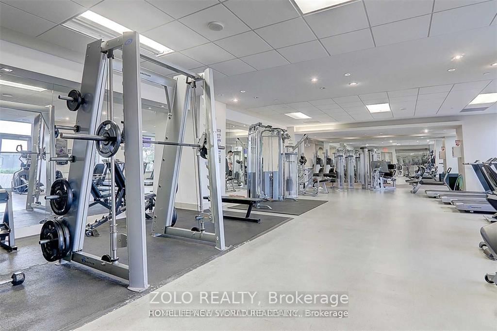 7165 Yonge Street, Unit 1712 - Photo 13