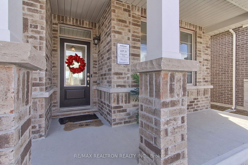 43 Big Canoe Dr, Georgina, L0E 1R0 | Image 3