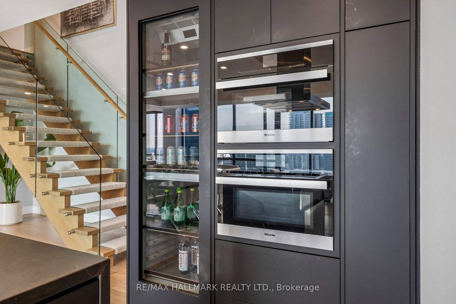 2908 Highway 7 Road, Unit PH3804 - Photo 20