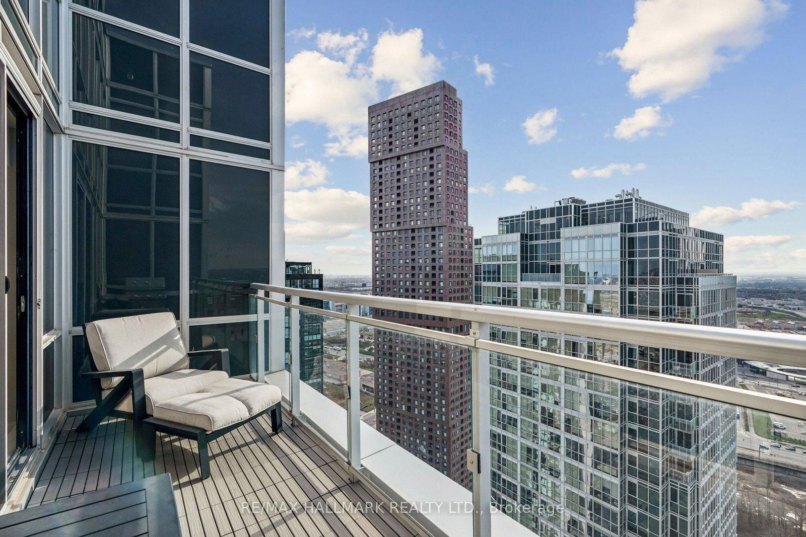 2908 Highway 7 Road, Unit PH3804 - Photo 22