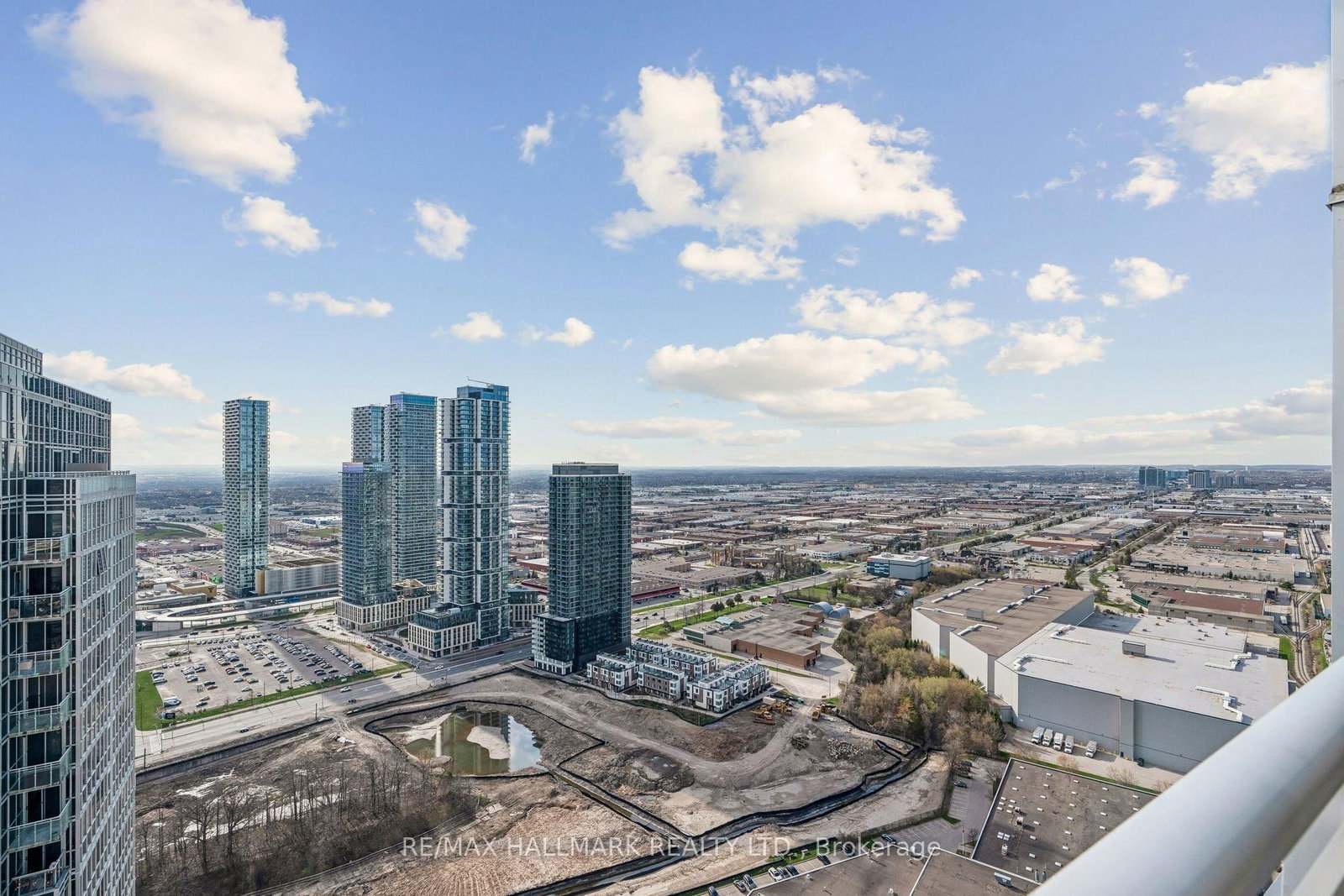 2908 Highway 7 Road, Unit PH3804 - Photo 23