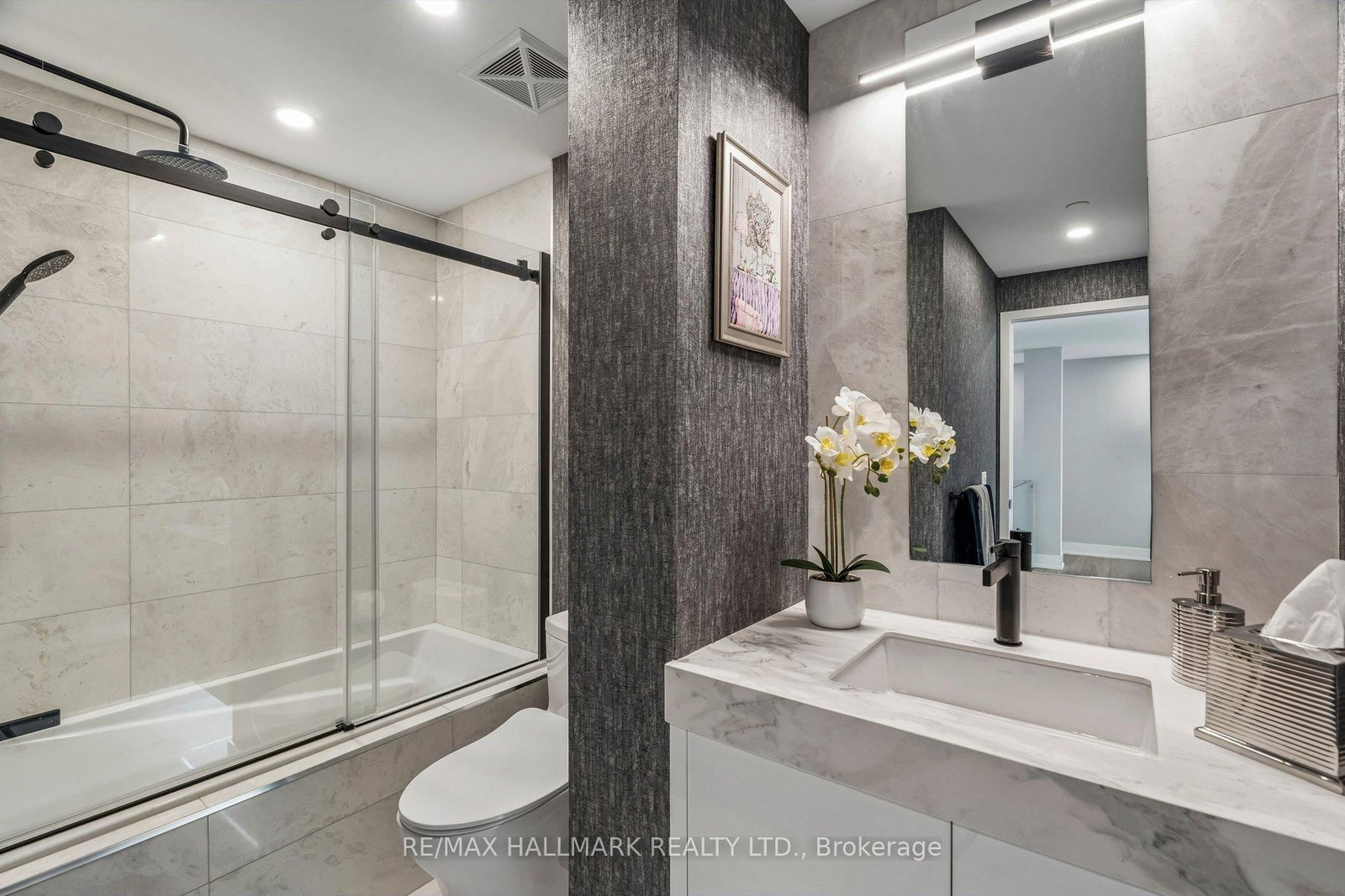 2908 Highway 7 Road, Unit PH3804 - Photo 43