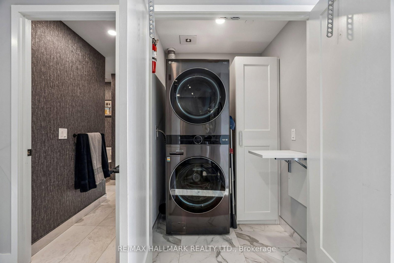 2908 Highway 7 Road, Unit PH3804 - Photo 44