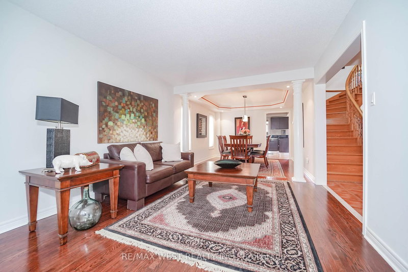 61 Shawbridge Blvd, Vaughan, L4H 1J2 | Image 3