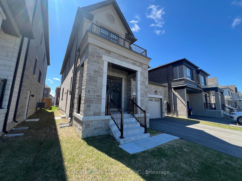 687 Lamb St, Innisfil, L9S 0R7 | Image 2