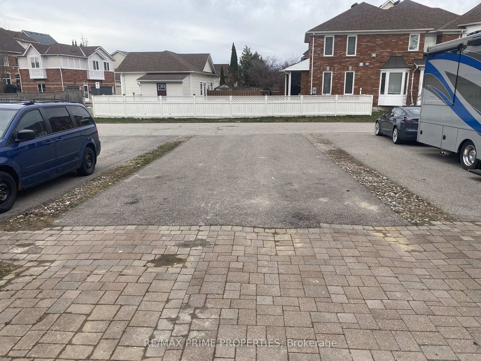 2929 Bur Oak Avenue, Unit Main - Photo 21