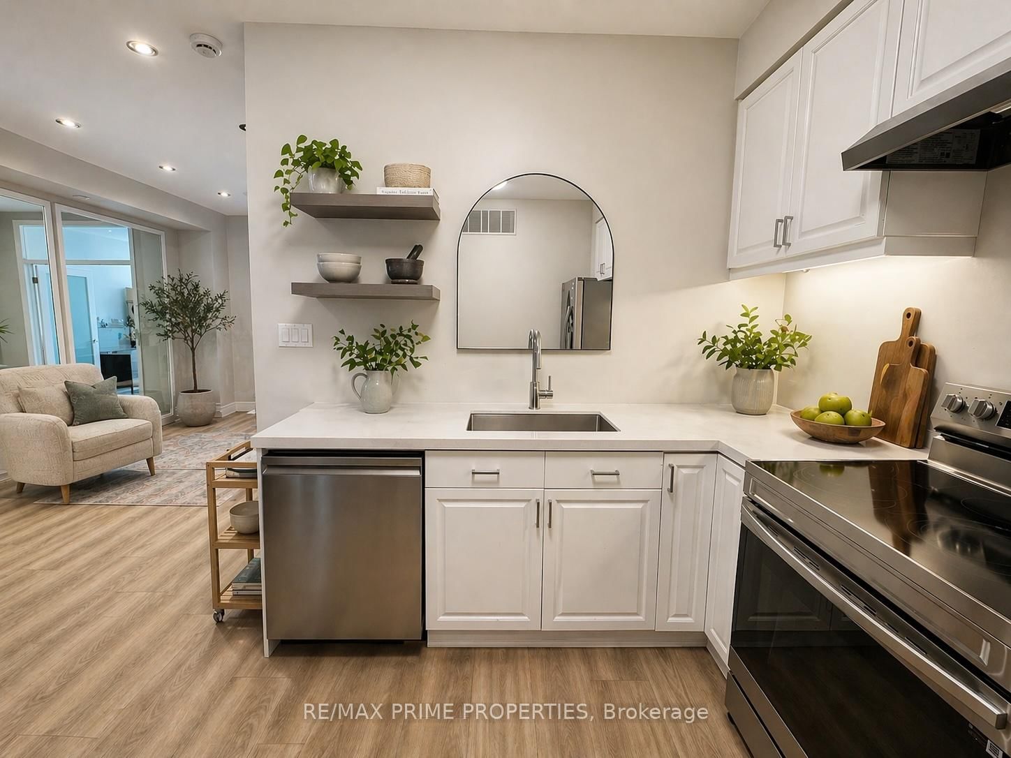 2929 Bur Oak Avenue, Unit Main - Photo 8