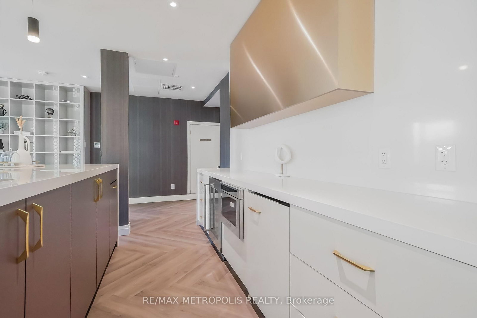 9700 Ninth Line, Unit #312 - Photo 13