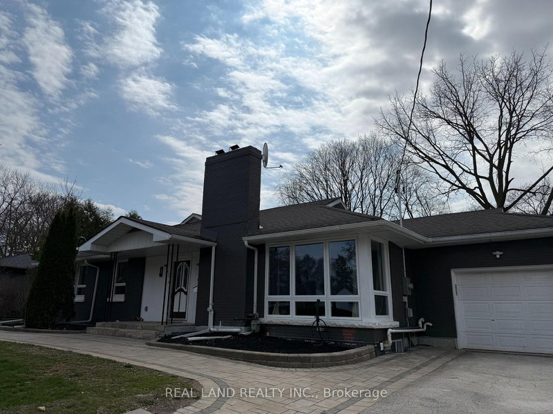 1 (Front) - 220 Millard Ave, Newmarket, L3Y 1Z2 | Image 2
