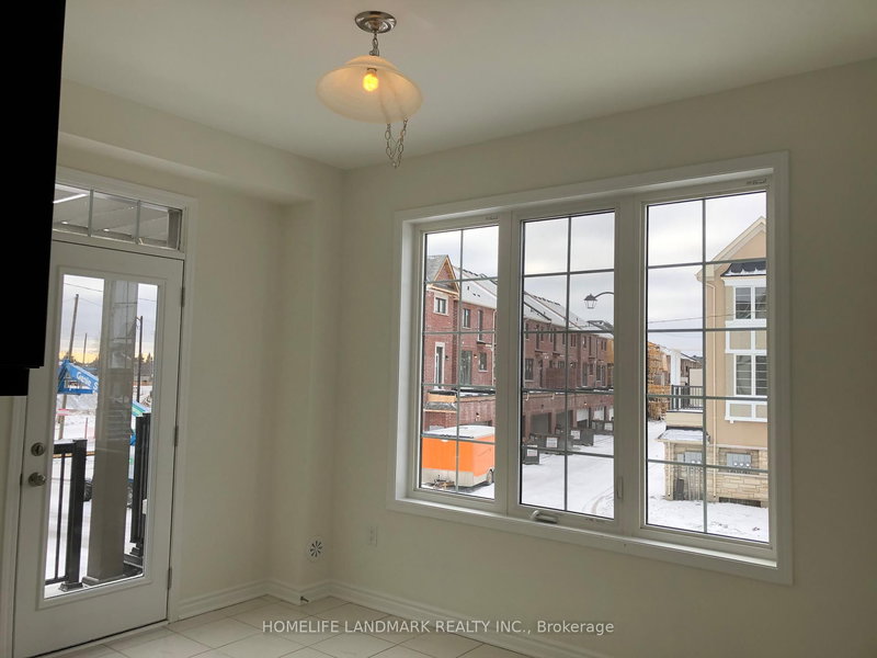 45 Casely Ave, Richmond Hill, L4S 0K2 | Image 2