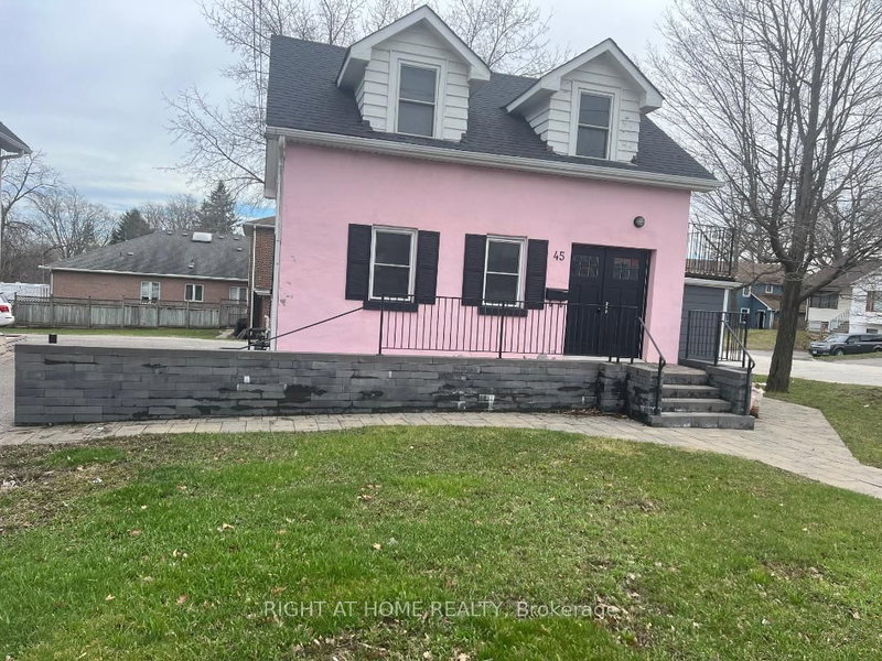 45 Major Mackenzie Dr E, Richmond Hill, L4C 1G8 | Image 3