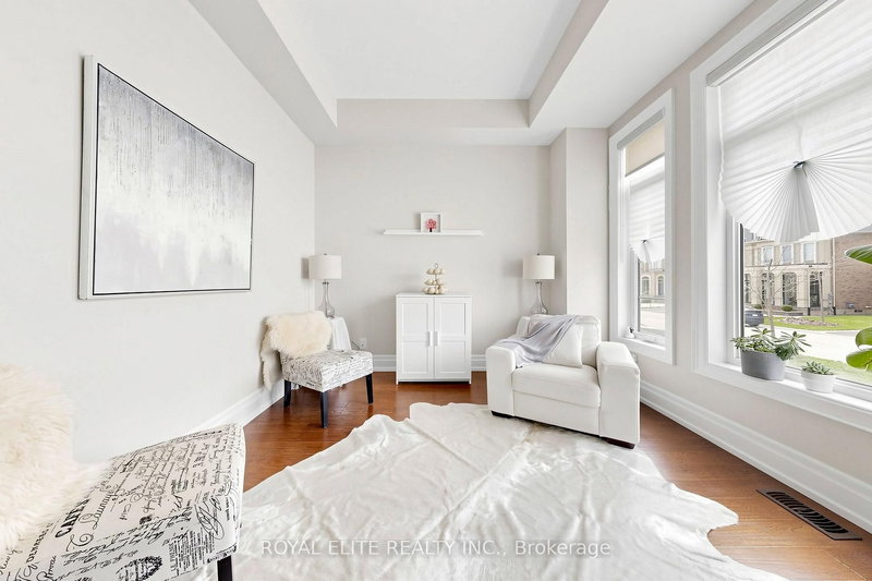 61 Grange Dr, Richmond Hill, L4E 1E2 | Image 3