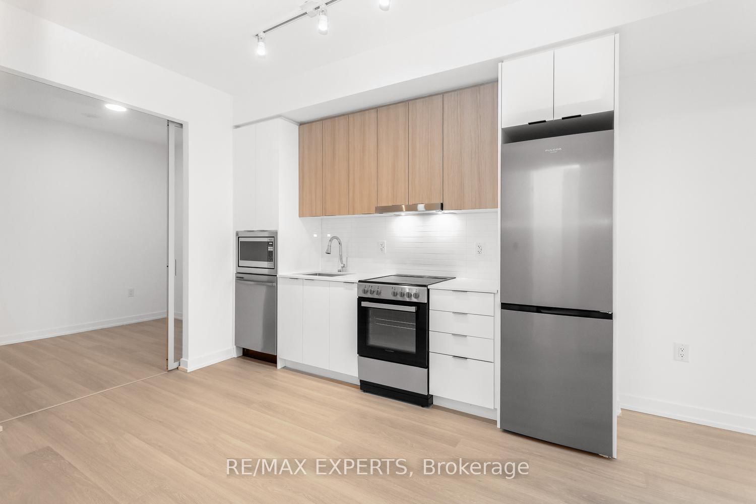 9763 Markham Road, Unit 234 - Photo 23