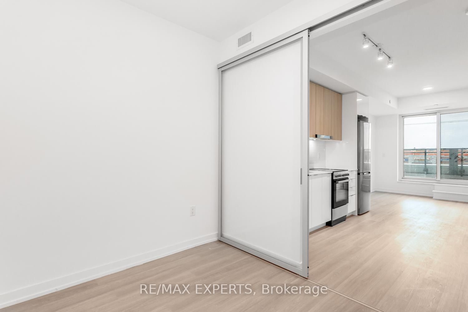 9763 Markham Road, Unit 234 - Photo 31