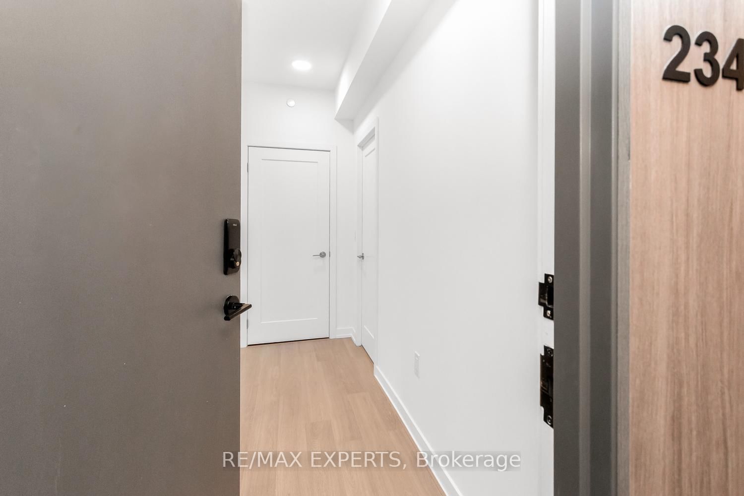 9763 Markham Road, Unit 234 - Photo 8