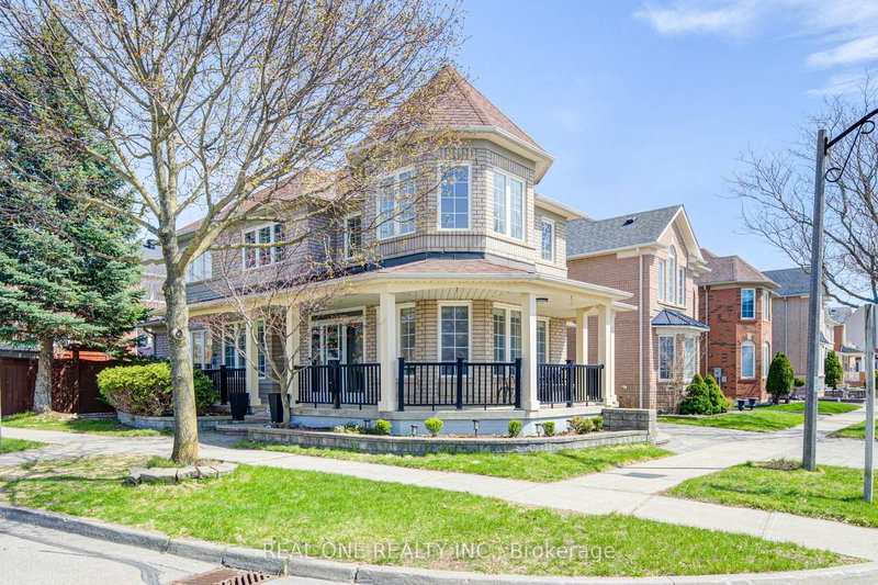 2 drawbridge Dr, Markham, L6C 2B2 | Image 2