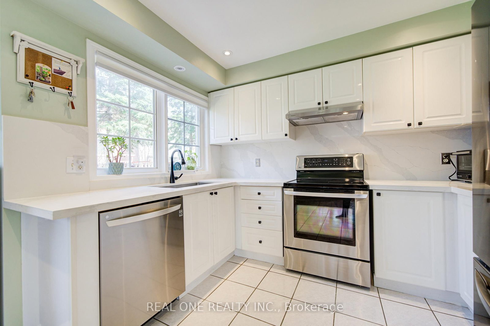 2 drawbridge Drive - Photo 27