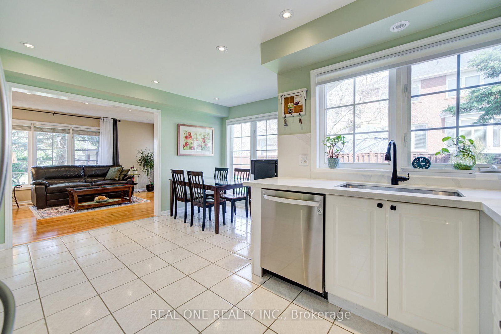 2 drawbridge Drive - Photo 28