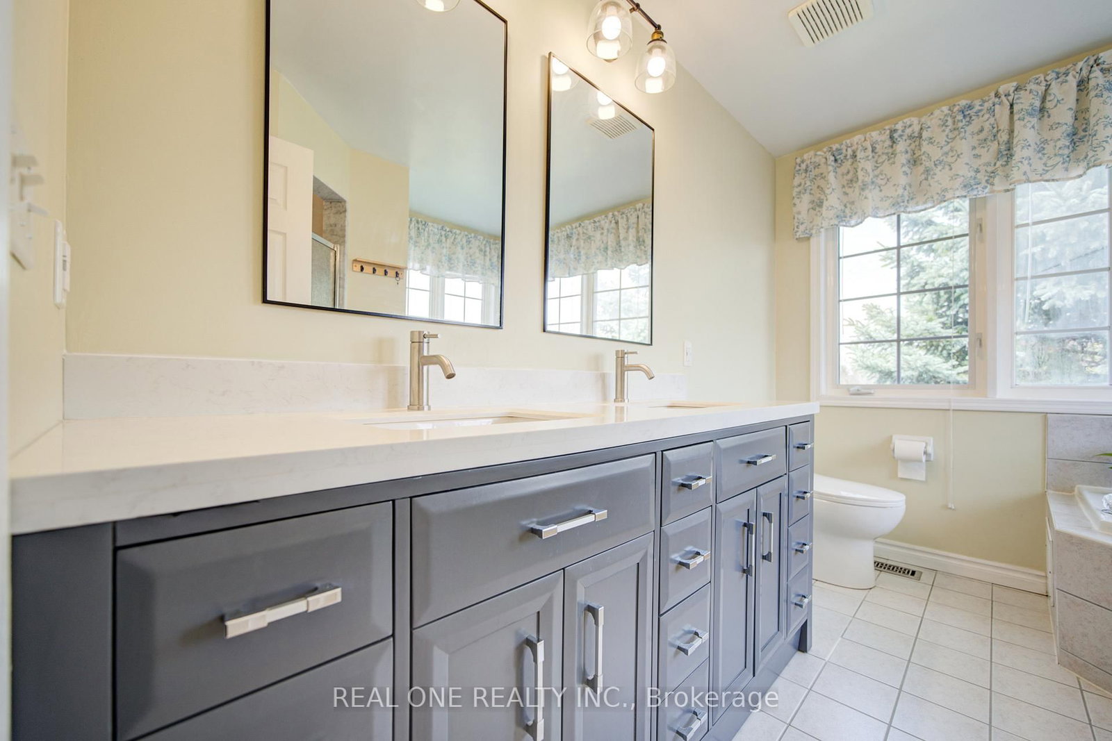 2 drawbridge Drive - Photo 37