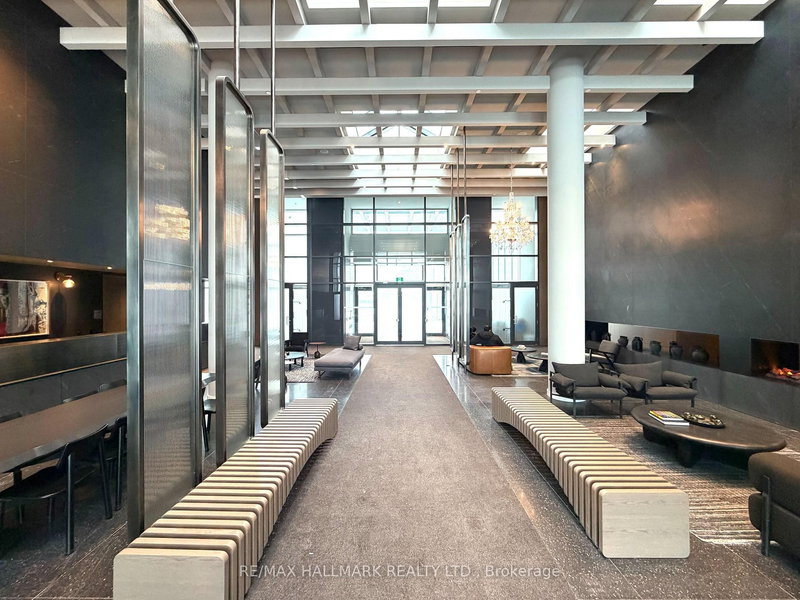 2305 - 8 Interchange Way N, Vaughan, L4K 5Z7 | Image 2