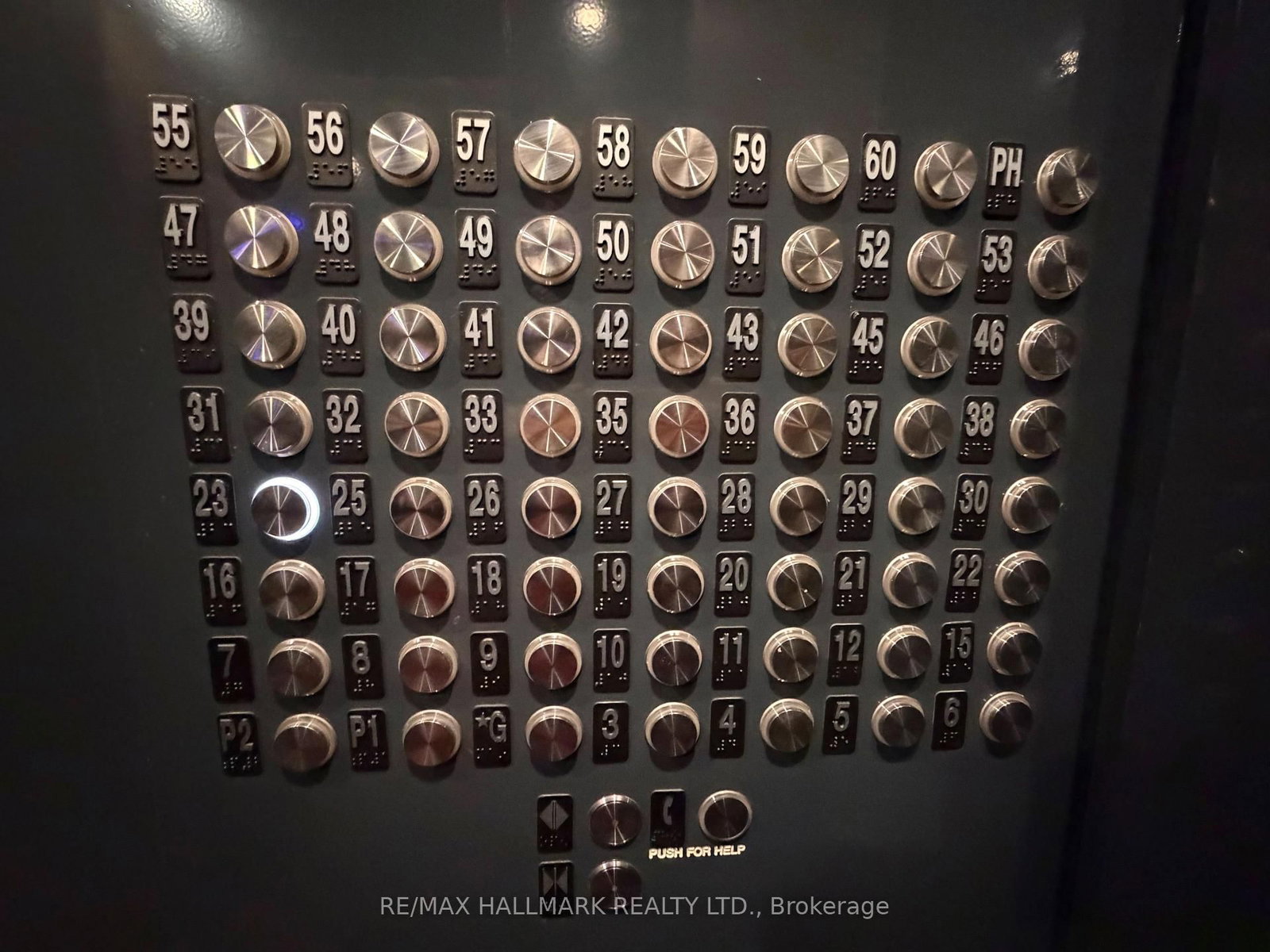 8 Interchange Way N, Unit 2305 - Photo 6