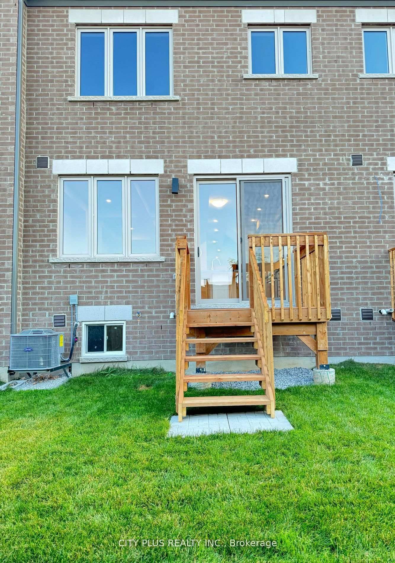 38 Schmeltzer Crescent - Photo 24