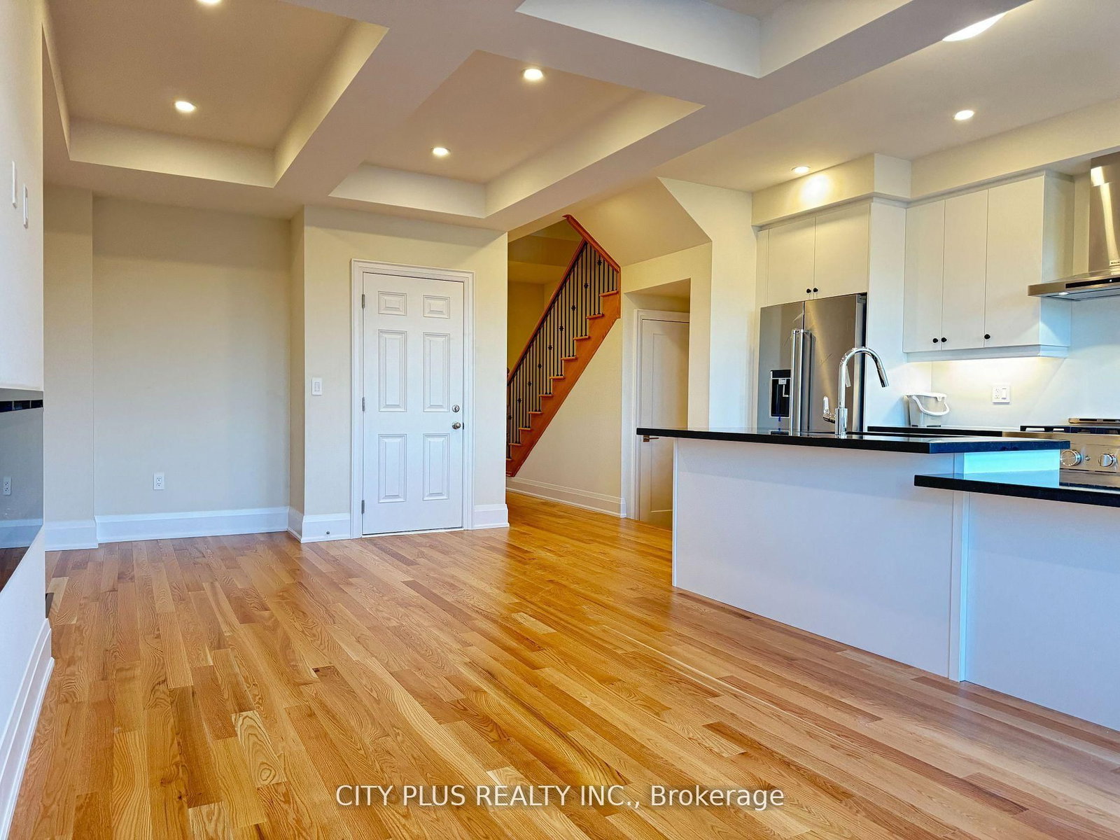 38 Schmeltzer Crescent - Photo 6