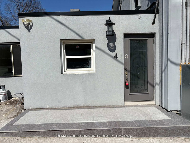 4 - 34 Main St S, Newmarket, L3Y 3Y4 | Image 2