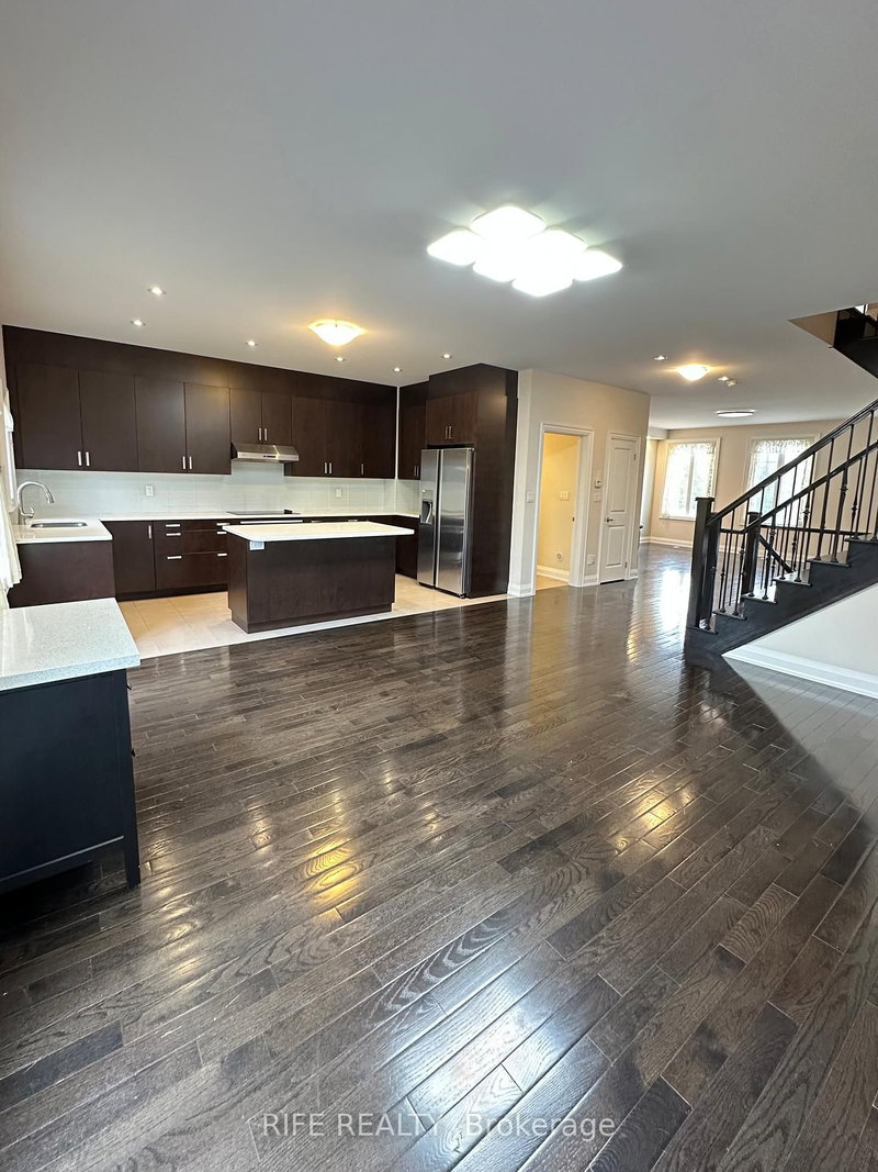 61 Plowman Lane, Richmond Hill, L4S 0G4 | Image 3