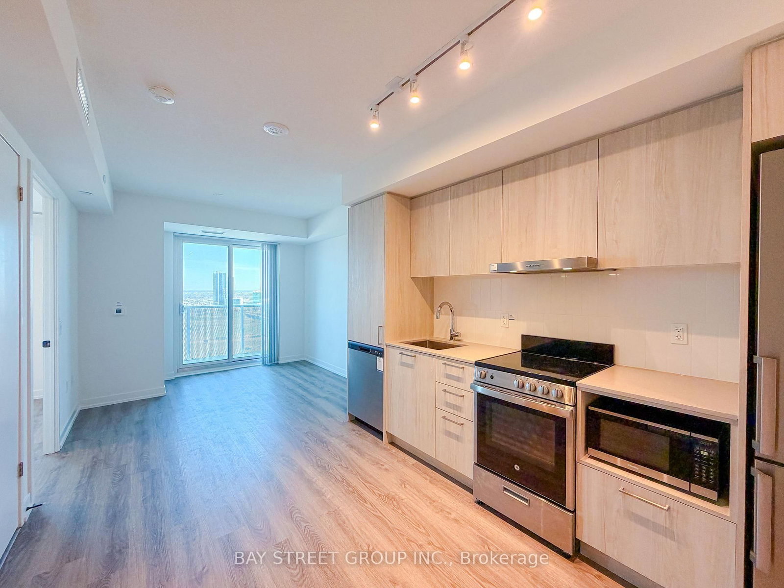 195 Commerce Street, Unit 1807 - Photo 4