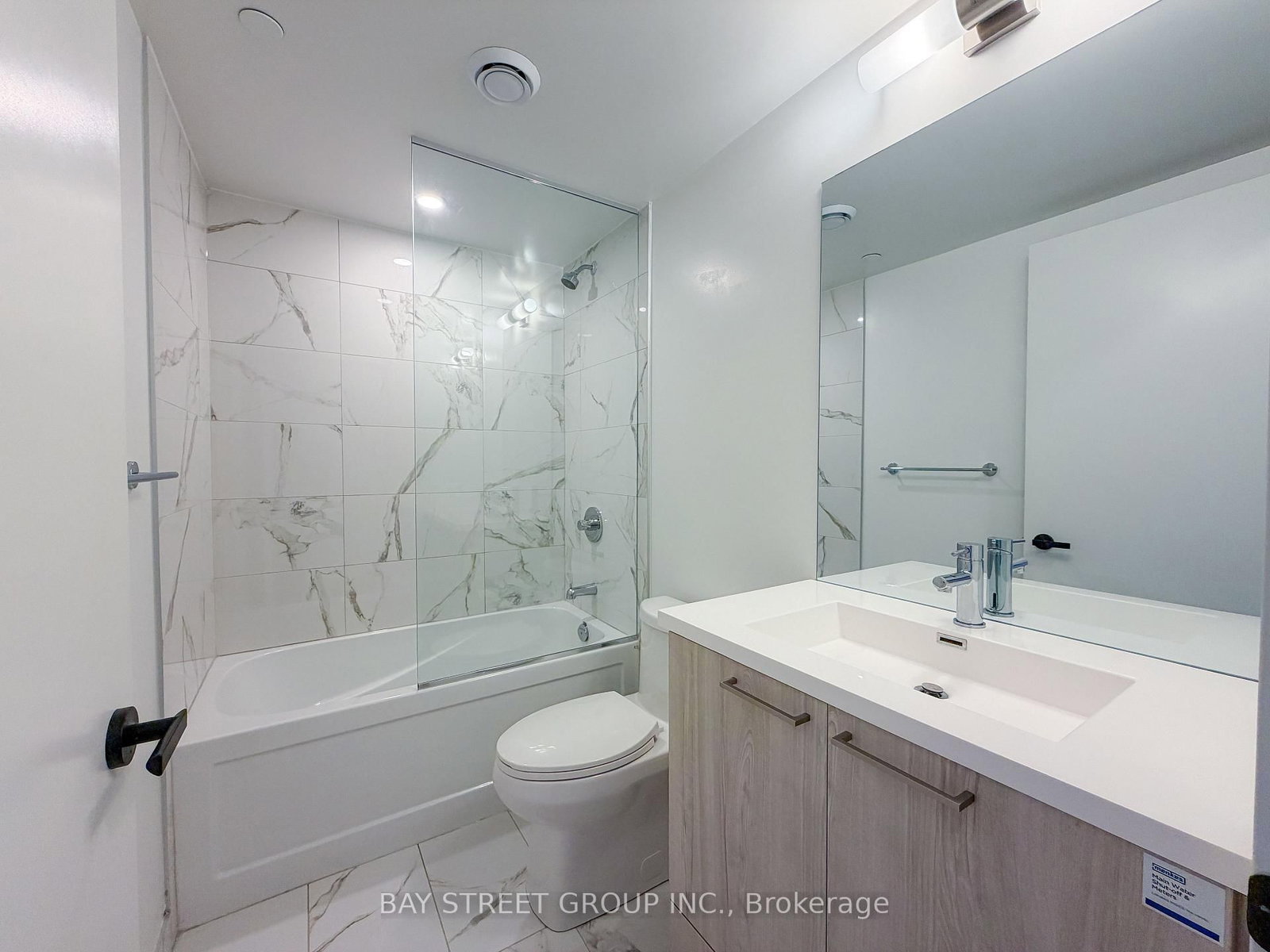 195 Commerce Street, Unit 1807 - Photo 9