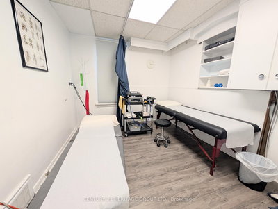 58 Major Mackenzie Dr | Richmond Hill | Image