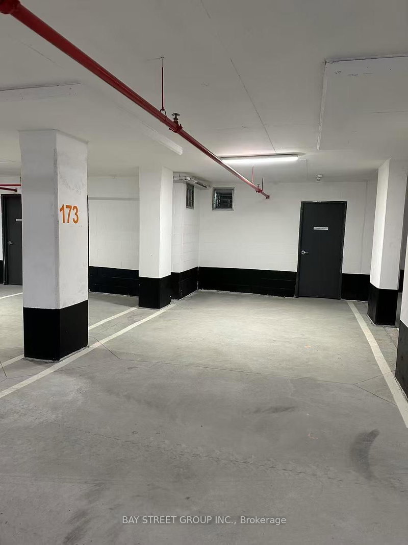 105 - 8 Water Walk, Markham, L3R 6L4 | Image 2