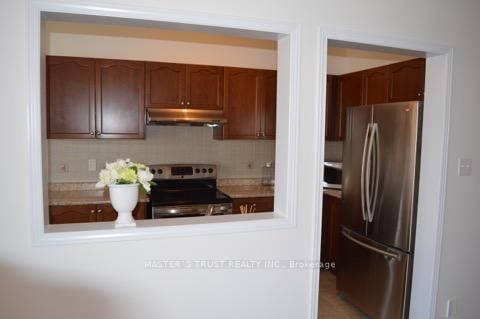 15 Big Hill Cres, Vaughan, L6A 4S1 | Image 3